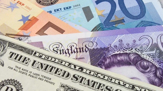 different countries currencies